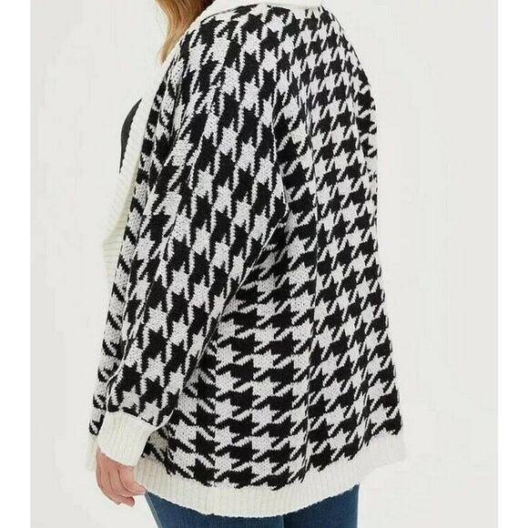 Torrid Black White Houndstooth Shawl Cardigan Plus Size 1X - Picture 2 of 8